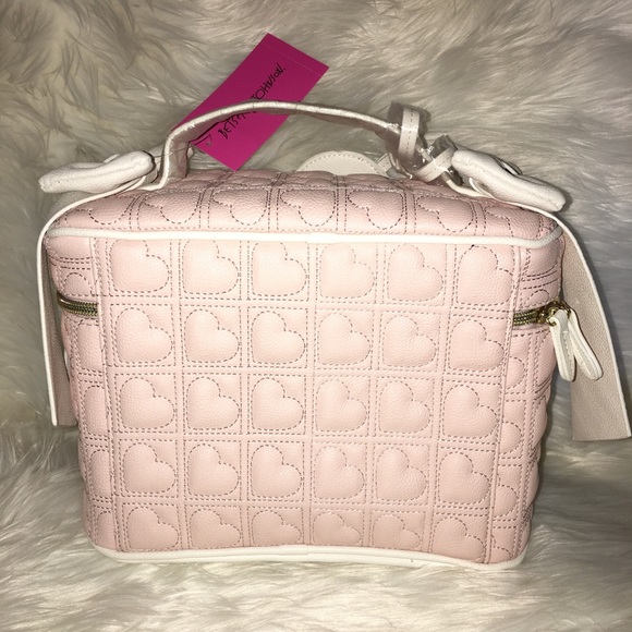 Betsey Train Case pink quilted bag bow hearts 💕 - Picture 6 of 8